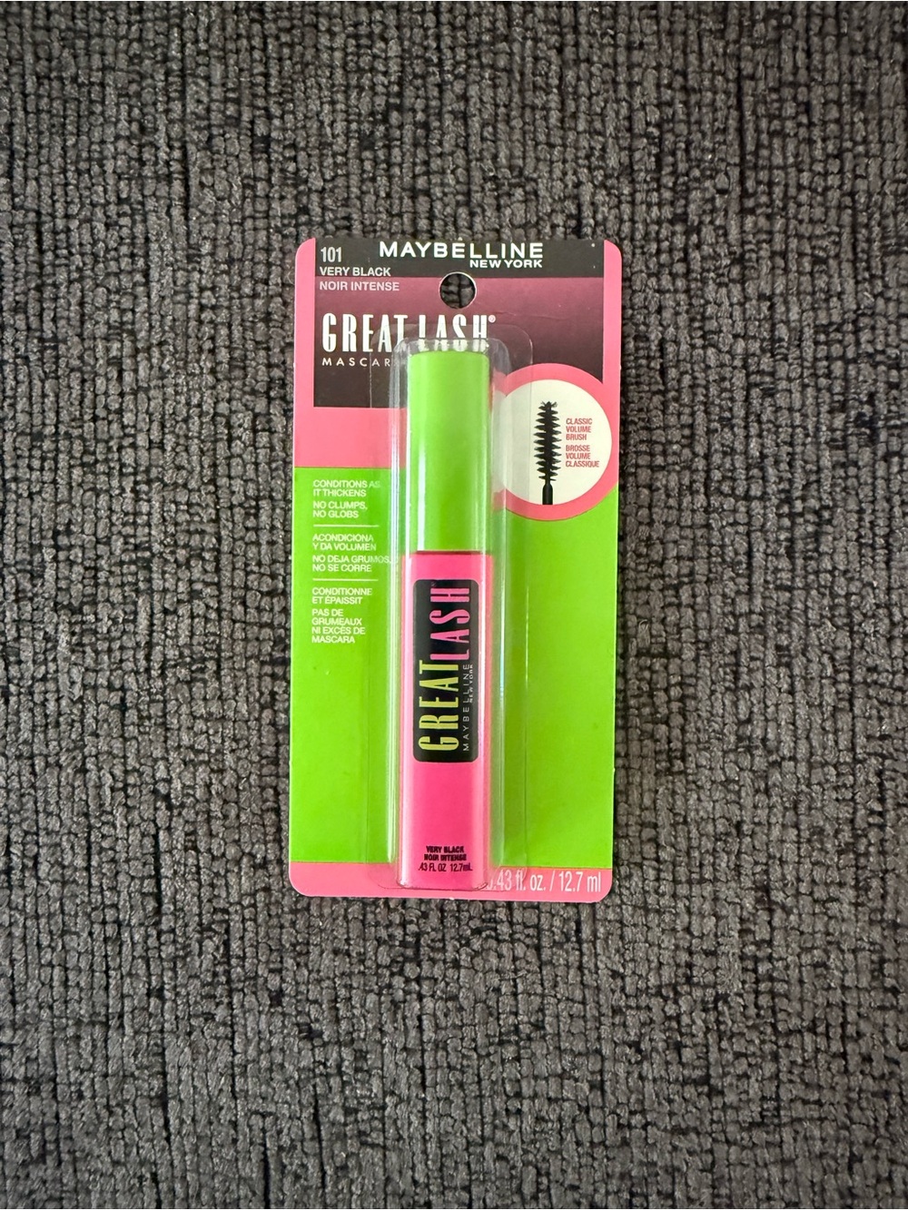 Maybelline Great Lash Mascara in Pink Tube with Neon Green Cap